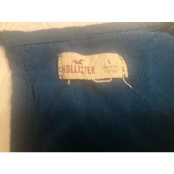 Hollister Turquoise Lace Cold Shoulder Top - Picture 10 of 11